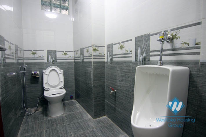 Newly office for rent in Tay Ho, Ha noi